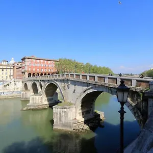 Welcome To Trastevere , Roma Italia